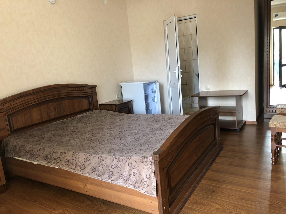 Cafe-Hotel Assir Πιτσούντα Εξωτερικό φωτογραφία